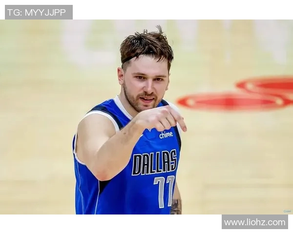 东契奇狂砍73分刷新现役最高分记录独行侠成功终结太阳队11连胜纪录