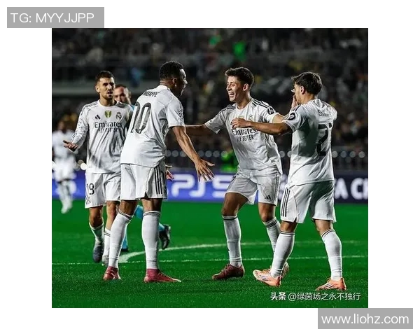 皇马与利物浦对决全解析球队阵容战术及历史交锋回顾